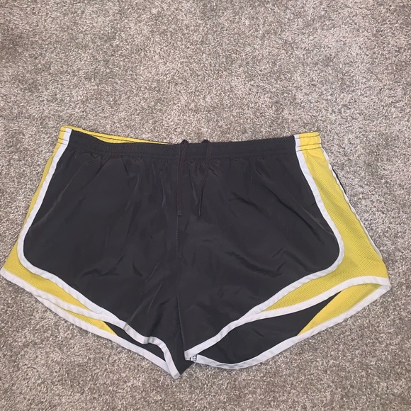 Arizona Gray & Yellow Athletic shorts size L - Picture 3 of 7